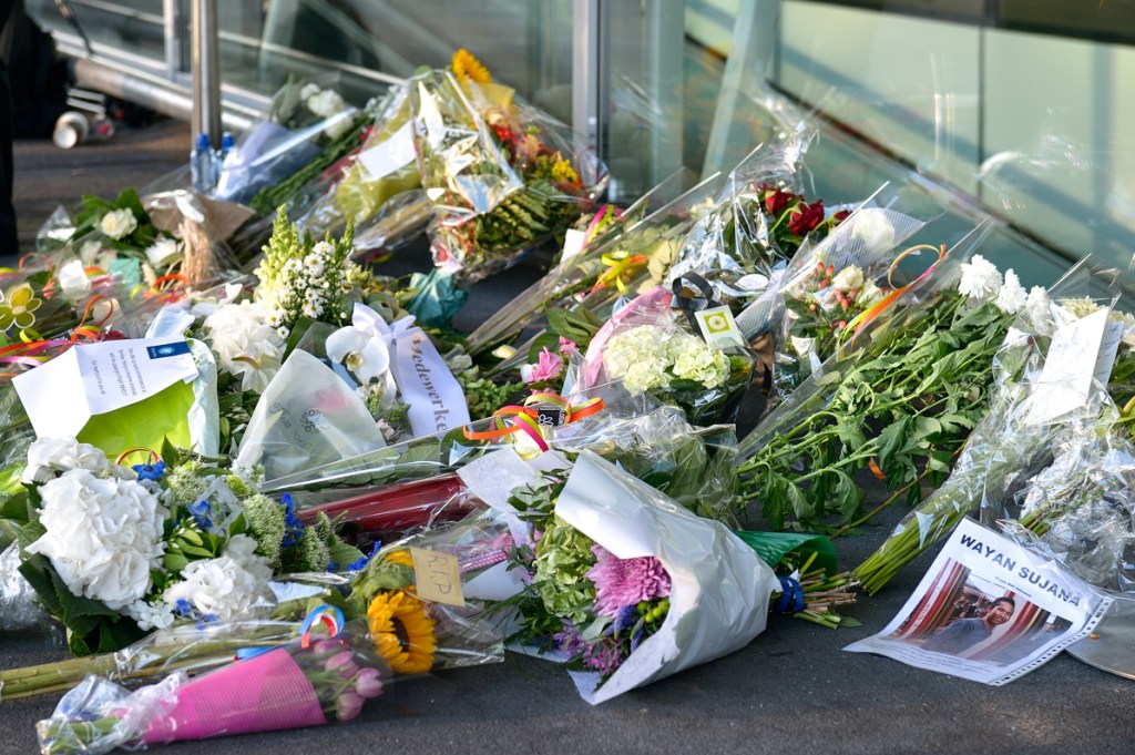 マレーシア航空機墜落翌日のスキポール空港