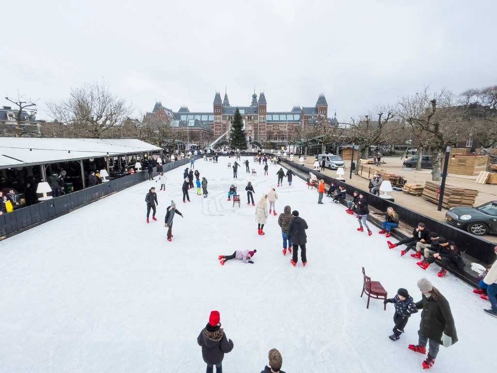 冬景色を眺めながら、高騰する光熱費について考える2022年師走
